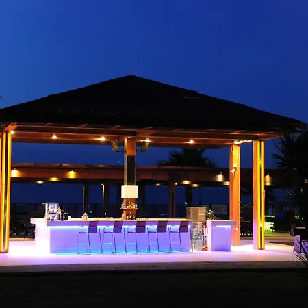 Radisson Blu & 5* Cesme