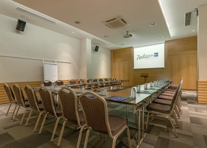 Radisson Blu & Feriested Çeşme