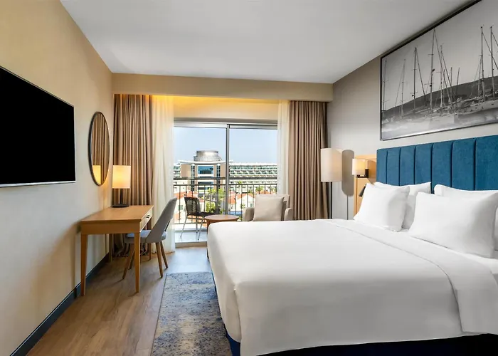 Radisson Blu & 5* Çeşme