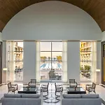 Radisson Blu & אתר נופש 5*