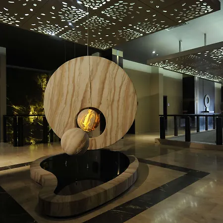 リゾート ラディソン ブルー ＆ スパ チェシメ Çeşme