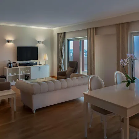 Radisson Blu & Кешме