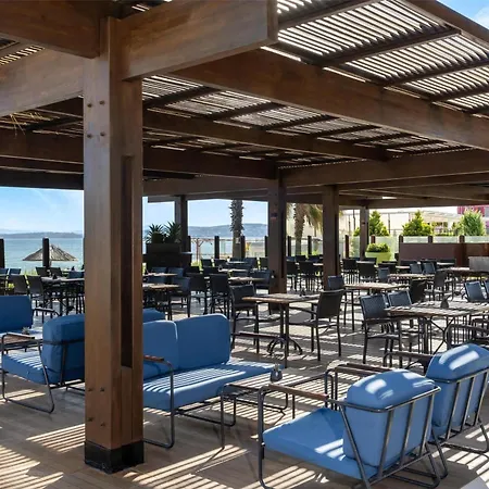 Rezort Radisson Blu & Çeşme