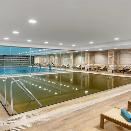 Radisson Blu & 5* Çeşme