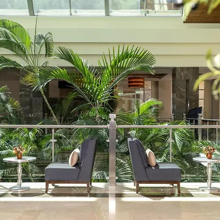 Rezort Radisson Blu & Çeşme