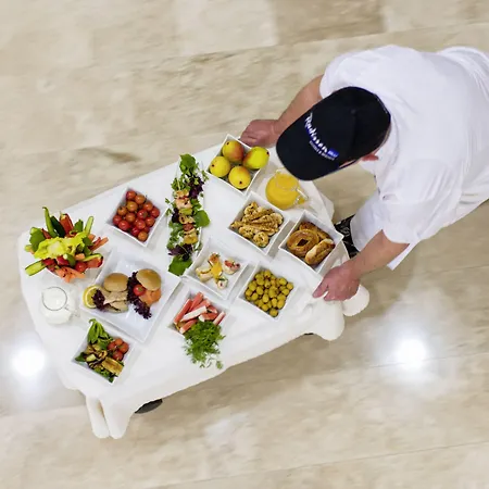 ラディソン ブルー ＆ スパ チェシメ 5*