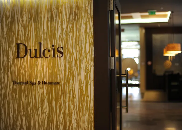 Semesteranläggning (resort) Radisson Blu & 5*