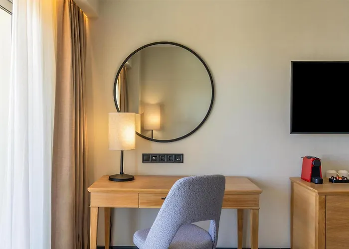 Radisson Blu &