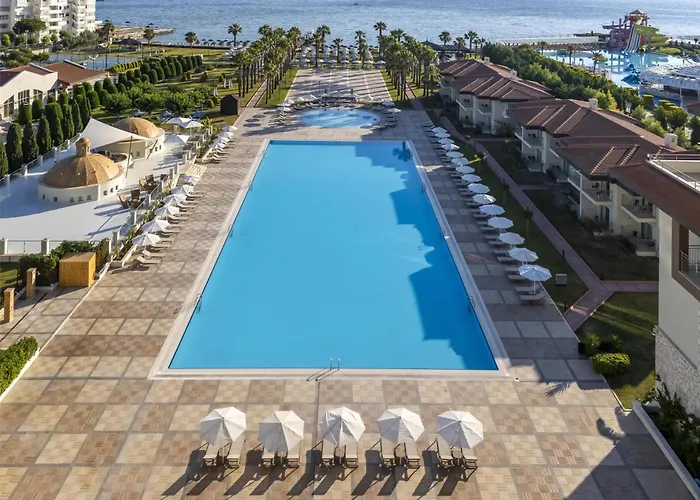 Radisson Blu & 5*